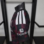 Camisa Liverpool Third Versão Jogador 2026/27 Adidas - Imagem 7