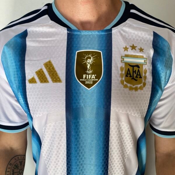 Camisa Seleção Argentina Home Copa do Mundo 2026 Patch World Cup - Adidas - Versão Jogador - Imagem 2