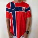 Camisa Seleção Noruega Home Versão Jogador Copa Do Mundo 2026 Vermelha Nike