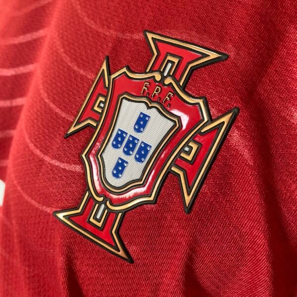 Camisa Seleção Portugal Home Versão Jogador - Ronaldo 7 CR7 - Copa Do Mundo 2026 Puma Vermelha - Imagem 7