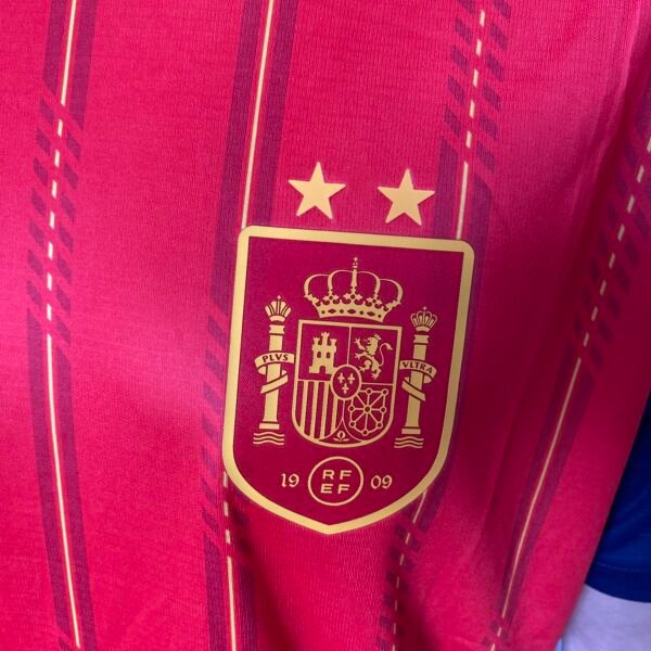 Camisa Seleção Espanha Home Versão Torcedor 2 Estrelas Campeão Copa Do Mundo 2026 Vermelha Adidas - Imagem 5