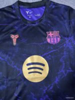 Camisa Barcelona Pre-Match Versão Torcedor 2026/27 Nike Kobe - Imagem 2
