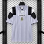 Camisa Juventus EQT Versão Torcedor 2026/27 Cinza Adidas