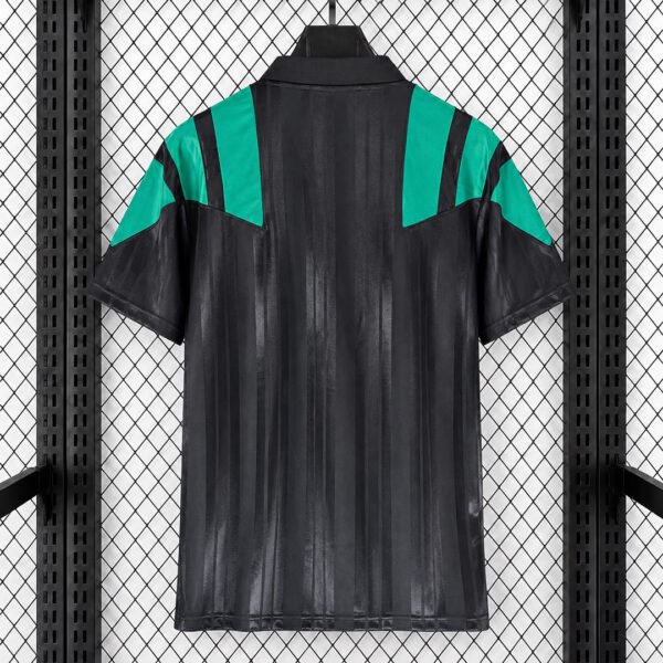 Camisa Liverpool EQT Versão Torcedor 2026/27 Preta Adidas - Imagem 2