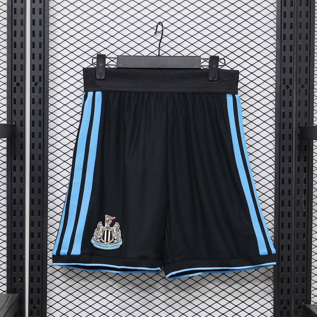 26_27-Newcastle-United-Home-Player-Version-Soccer-Shorts-1 Short Calção Newcastle United Home Versão Jogador 26/27 Adidas - Imagem 1
