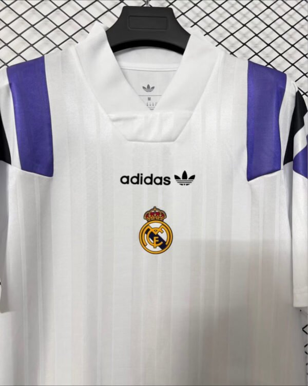 Camisa Real Madrid EQT Versão Torcedor 2026/27 Branca Adidas - Imagem 3
