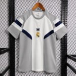 Camisa Real Madrid Trefoil Retrô Versão Torcedor 2026/27 Adidas