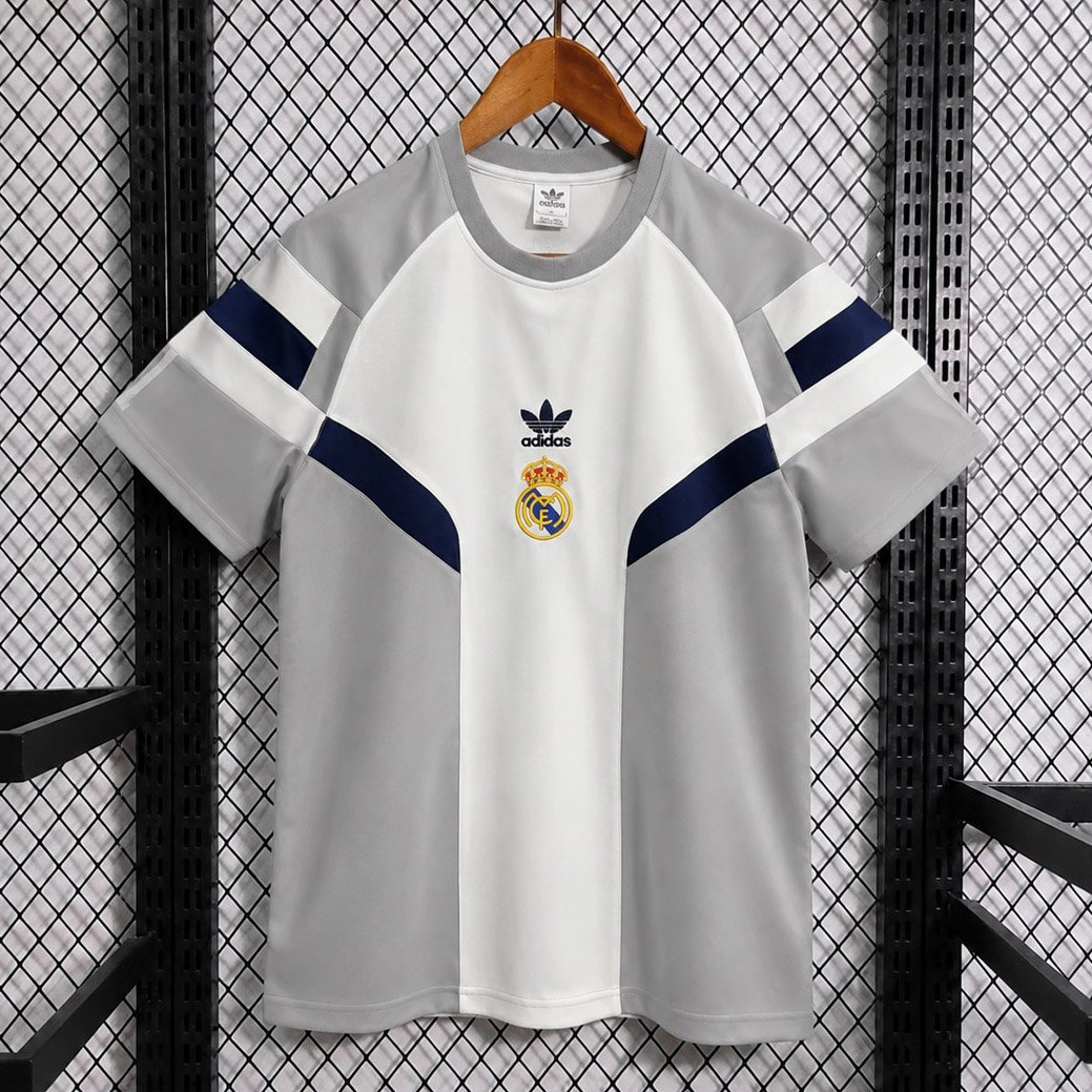 Camisa Real Madrid Trefoil Retrô Versão Torcedor 2026/27 Adidas