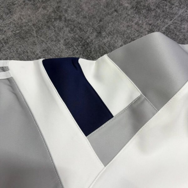 Camisa Real Madrid Trefoil Retrô Versão Torcedor 2026/27 Adidas - Imagem 4