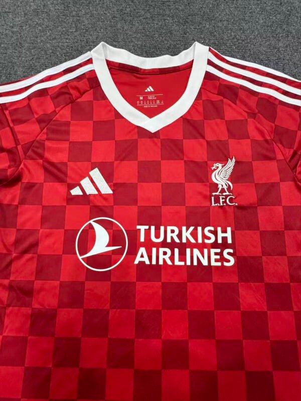 Camisa Liverpool Home Versão Torcedor 2027/28 Vermelha Adidas - Imagem 2