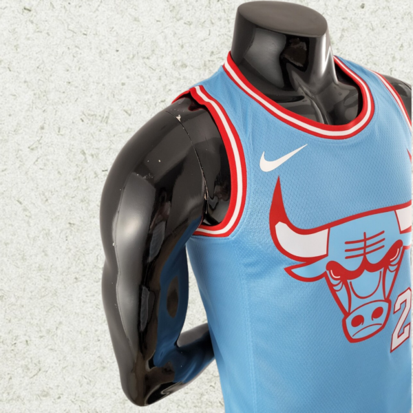 Camiseta Regata NBA Chicago Bulls Michael Jordan 23 City Edition Swingman 2020 Nike - Imagem 2