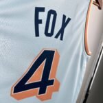 Camiseta Regata NBA Santo Antonio Sturs De'Aaron Fox 4 City Edition Swingman 2025 Nike - Imagem 6