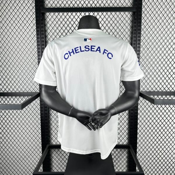 Camisa Chelsea Baseball MLB 2026 Branca Nike - Imagem 2