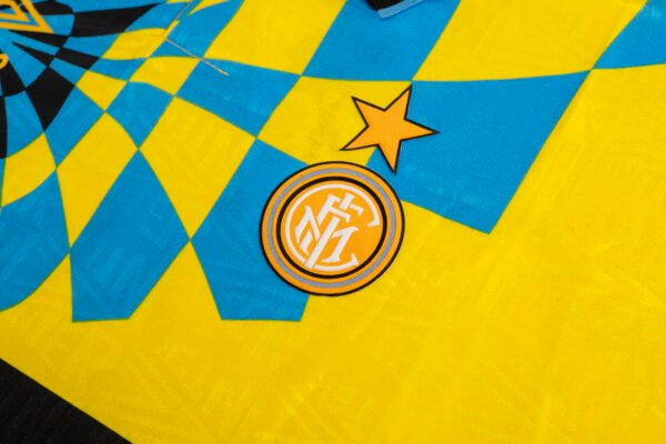 Camisa Retrô Inter de Milão Third 1992/1993/1994 Umbro - Imagem 2