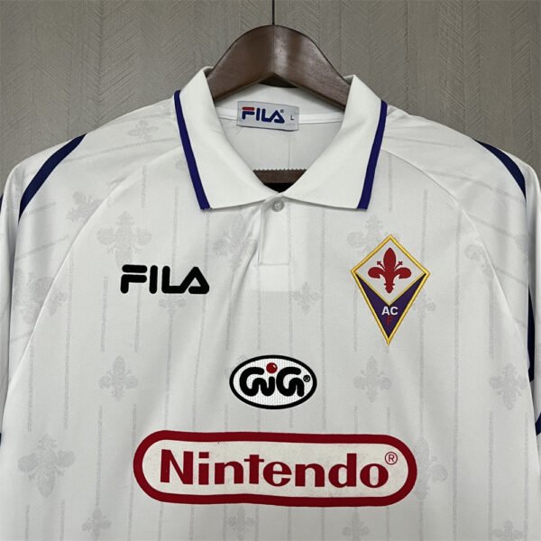 Camisa Retrô Fiorentina Away 1997/98 Branca Fila - Imagem 3