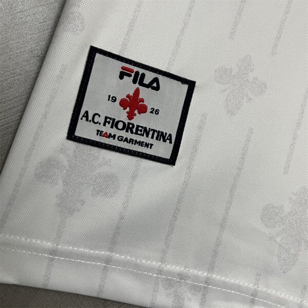 Camisa Retrô Fiorentina Away 1997/98 Branca Fila - Imagem 9