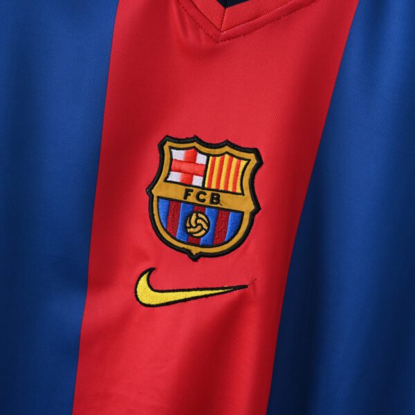 Camisa Retrô Barcelona Home 1998/1999 Nike - Imagem 2