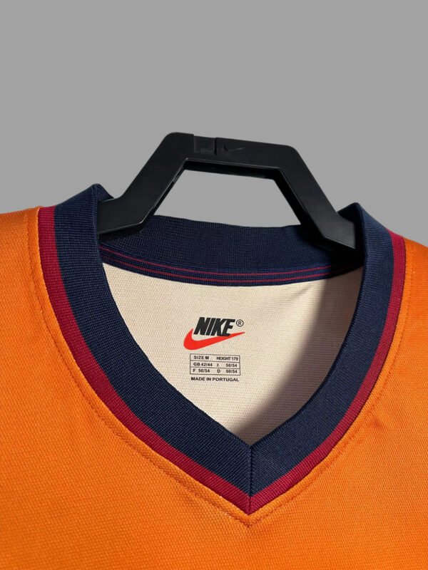 Camisa Retrô Barcelona Third 1998/1999 Nike - Imagem 3