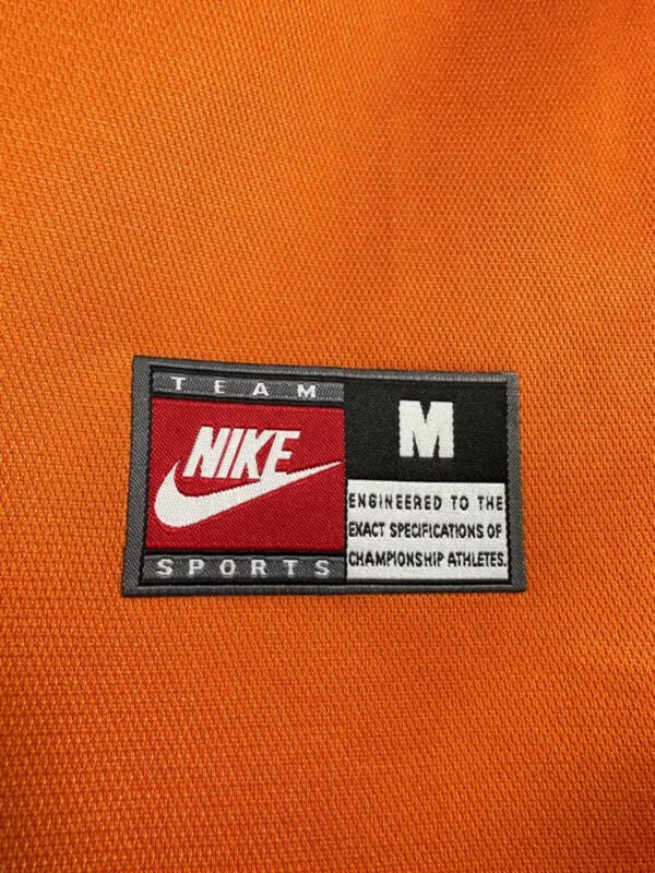 Camisa Retrô Barcelona Third 1998/1999 Nike - Imagem 4