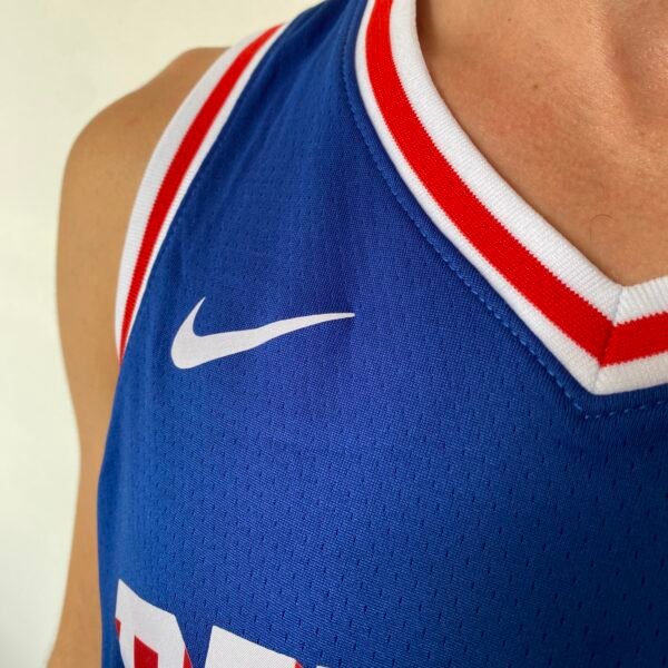 Camiseta Regata NBA Philadelphia 76ers - LeBron James 23 - Icon Azul 2026/27 Nike - Imagem 3
