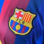Camisa Barcelona Home Versão Torcedor 2026/27 Nike - Imagem 4