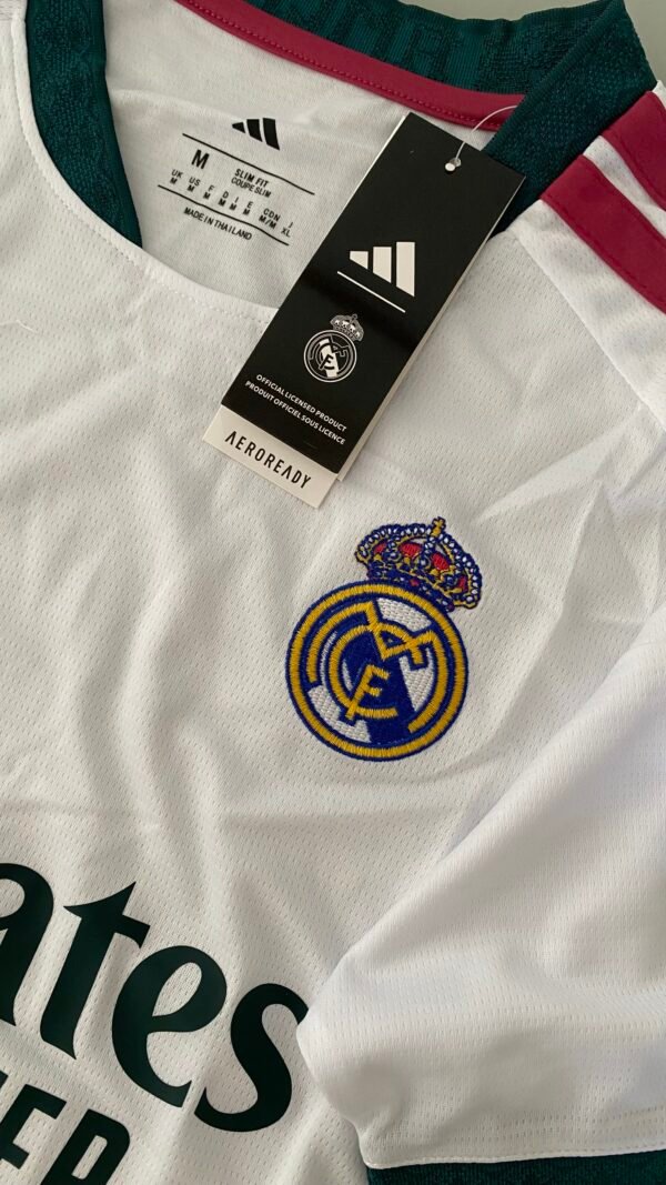 Camisa Real Madrid Home Versão Torcedor 2026/27 Branca Adidas - Imagem 10