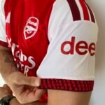 Camisa Arsenal Home Versão Torcedor 2026/27 Vermelha Adidas - Imagem 5