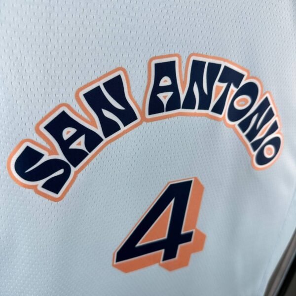 Camiseta Regata NBA Santo Antonio Sturs De'Aaron Fox 4 City Edition Swingman 2025 Nike - Imagem 2