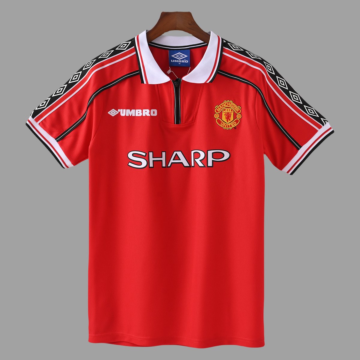 98_00 Manchester United Home Retro Soccer Jersey 0_ZT Camisa Retrô Manchester United Home 1998/1999 Umbro - Imagem 1